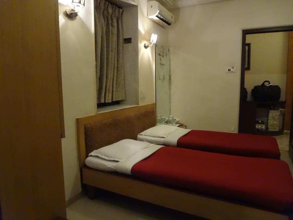 Hotel Park Shilton มุมไบ ภายนอก รูปภาพ