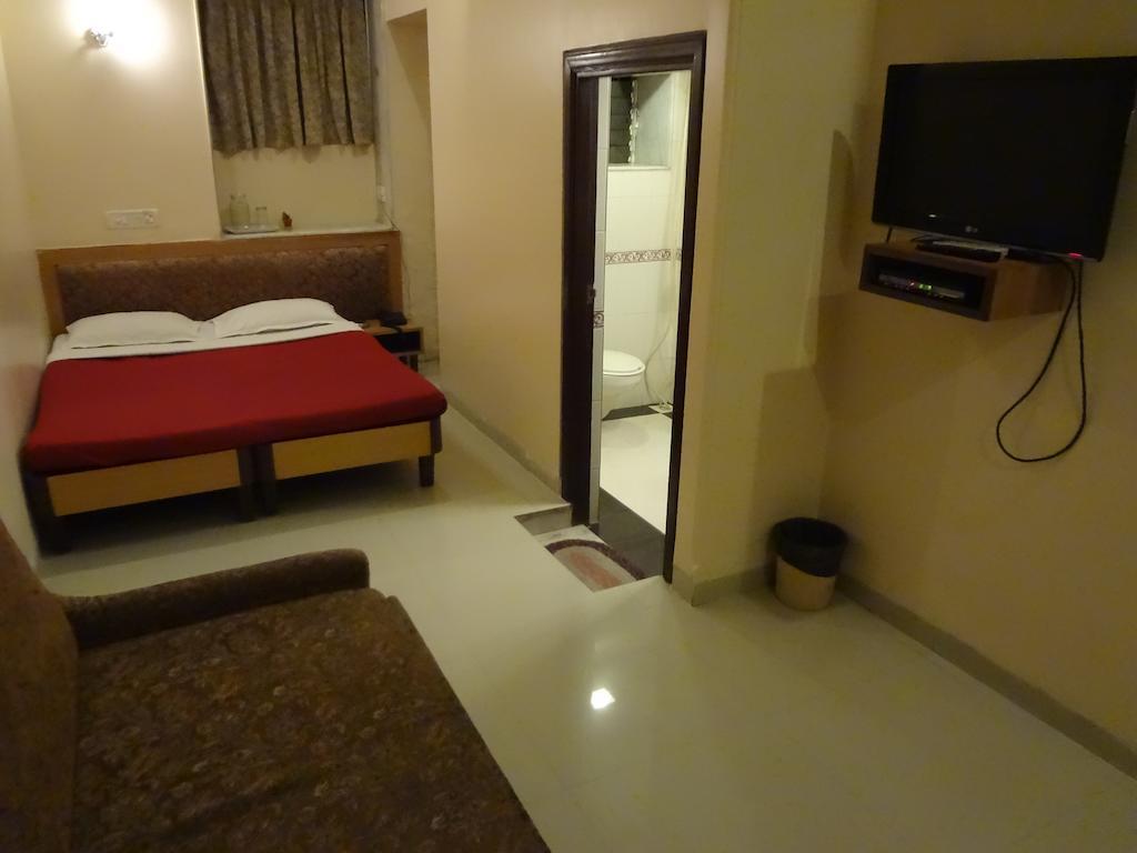 Hotel Park Shilton มุมไบ ภายนอก รูปภาพ