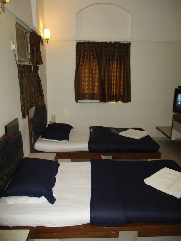 Hotel Park Shilton มุมไบ ภายนอก รูปภาพ
