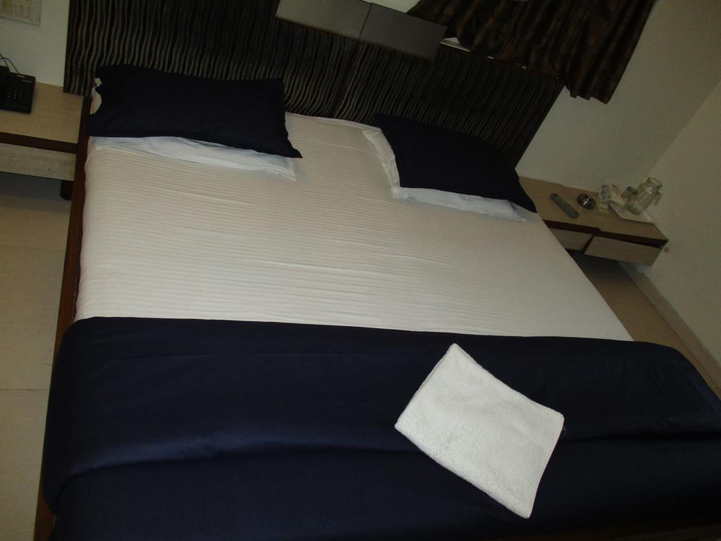 Hotel Park Shilton มุมไบ ภายนอก รูปภาพ