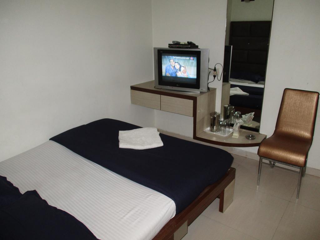 Hotel Park Shilton มุมไบ ภายนอก รูปภาพ